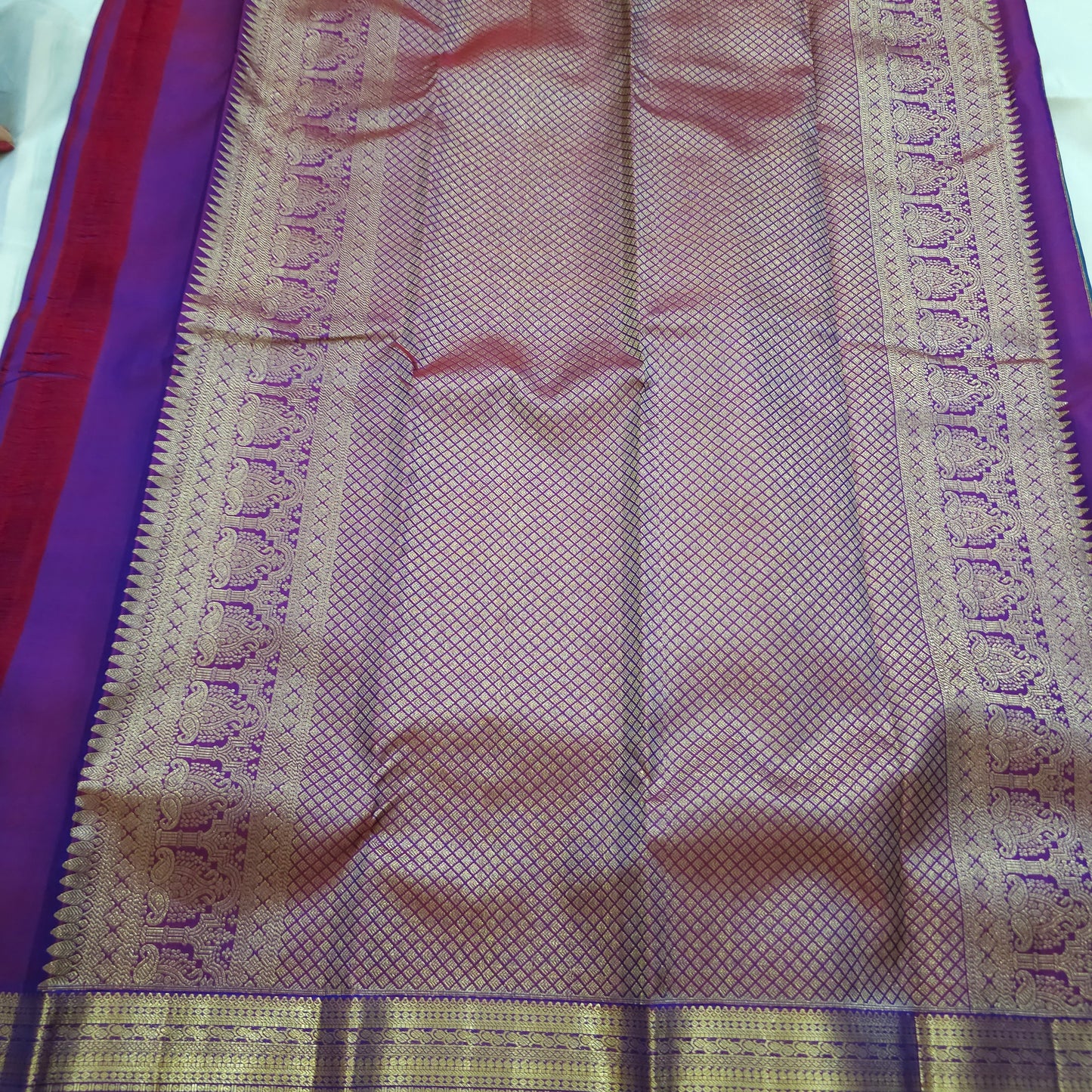 A17- Green and violet bridal kodi body saree - Majos