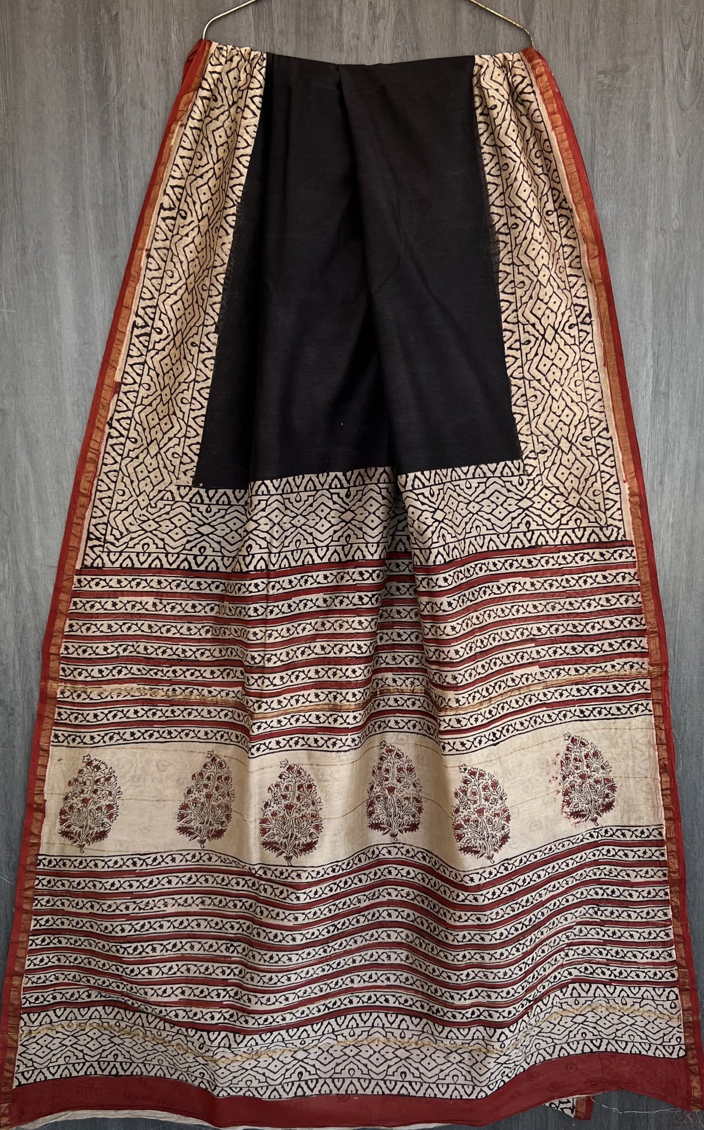 A102- Black and white Chanderi