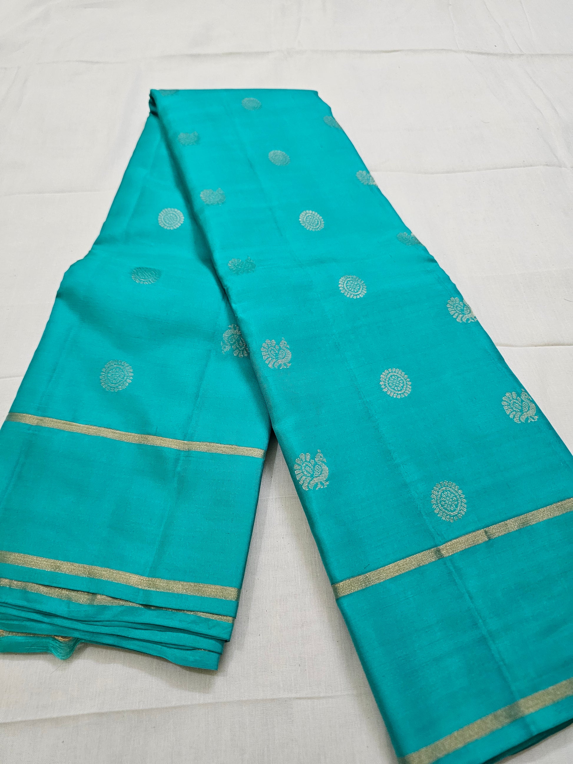 A2- Sea green colour soft pure silk saree - Majos