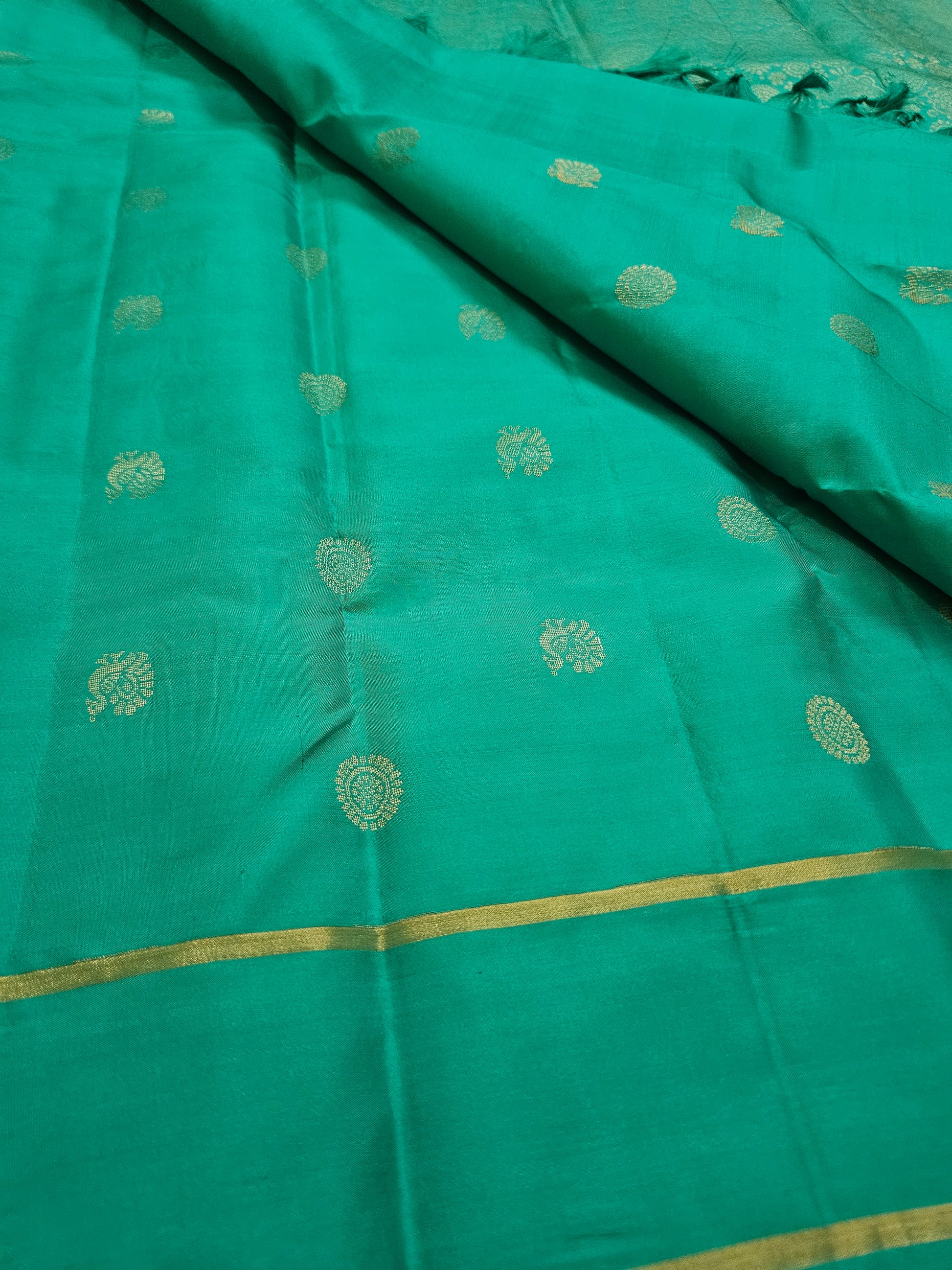 A2- Sea green colour soft pure silk saree - Majos