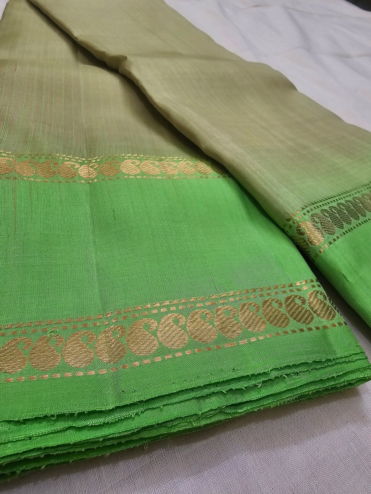 A3- Parrot Green Pure Soft Silk Saree - Majos