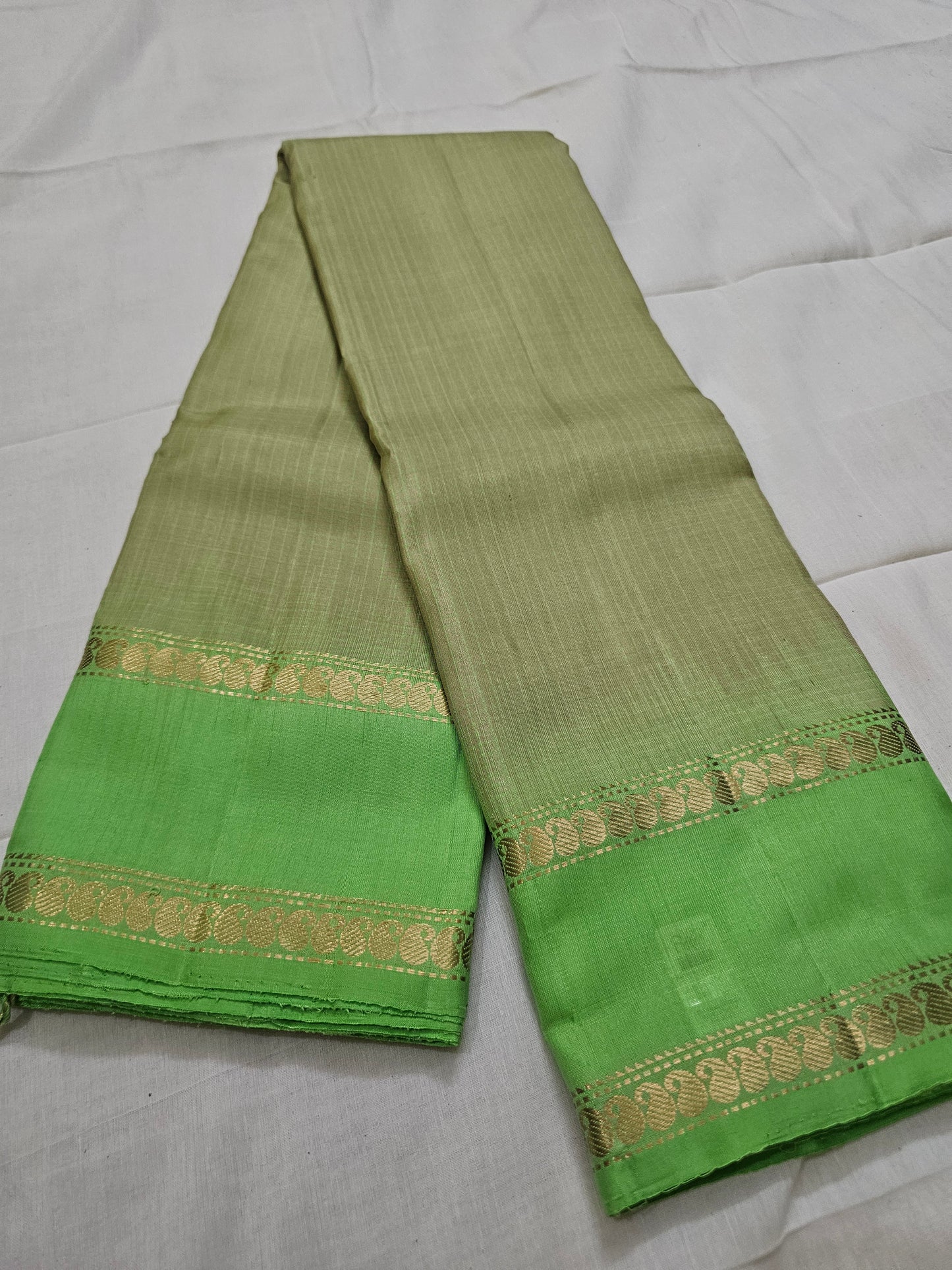 A3- Parrot Green Pure Soft Silk Saree - Majos