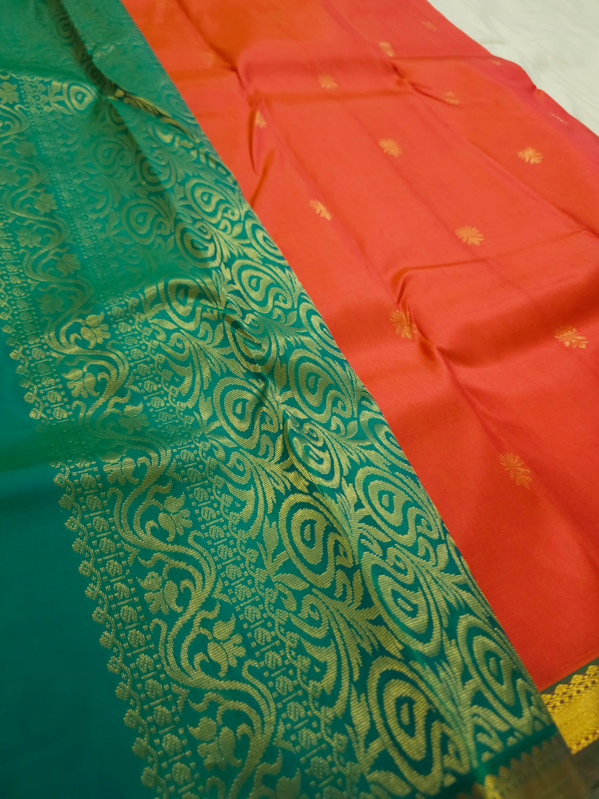 A18- Orange and green small border saree - Majos