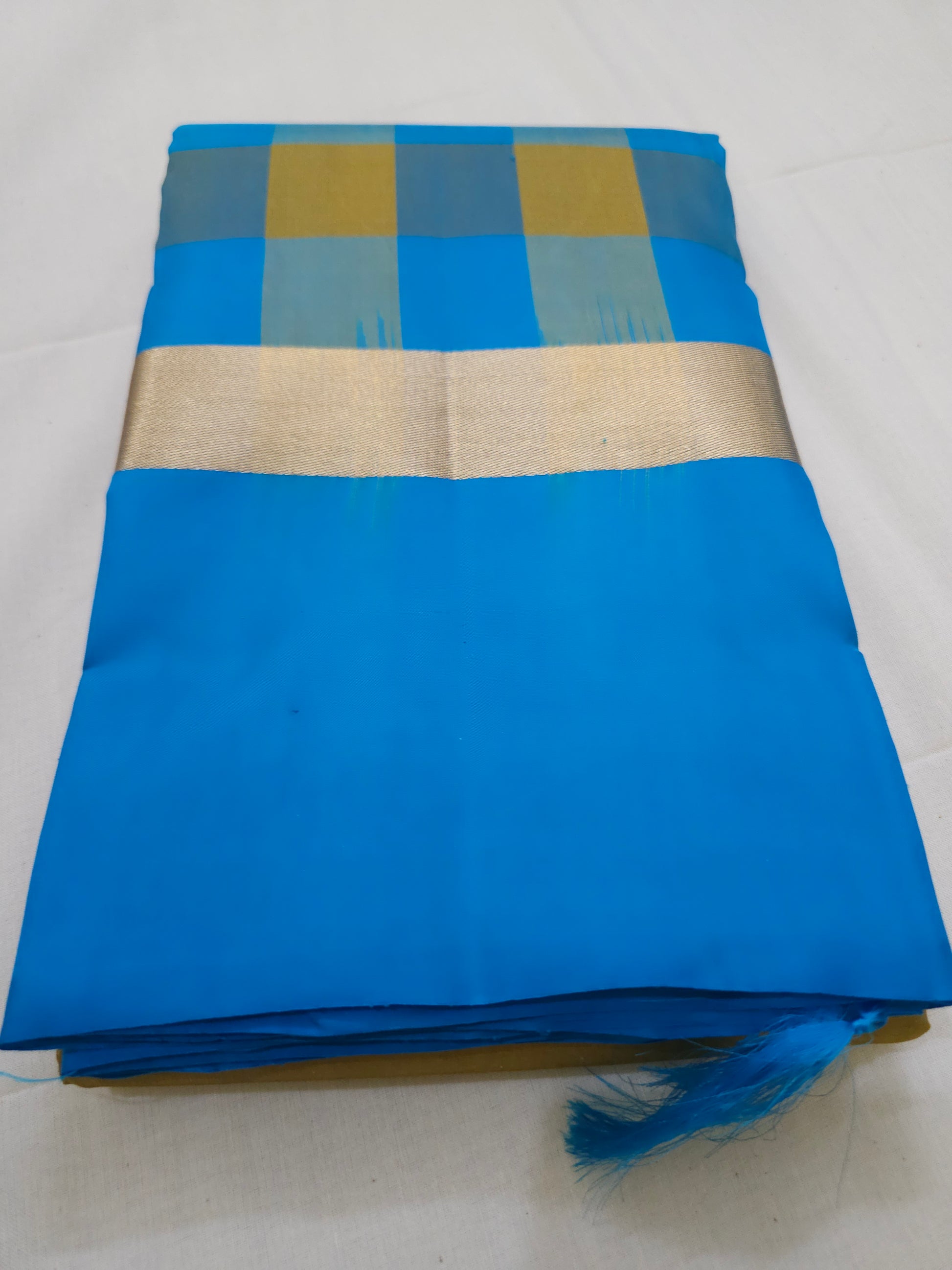 A15- Sky blue and mustard checks single gatti jari - Majos