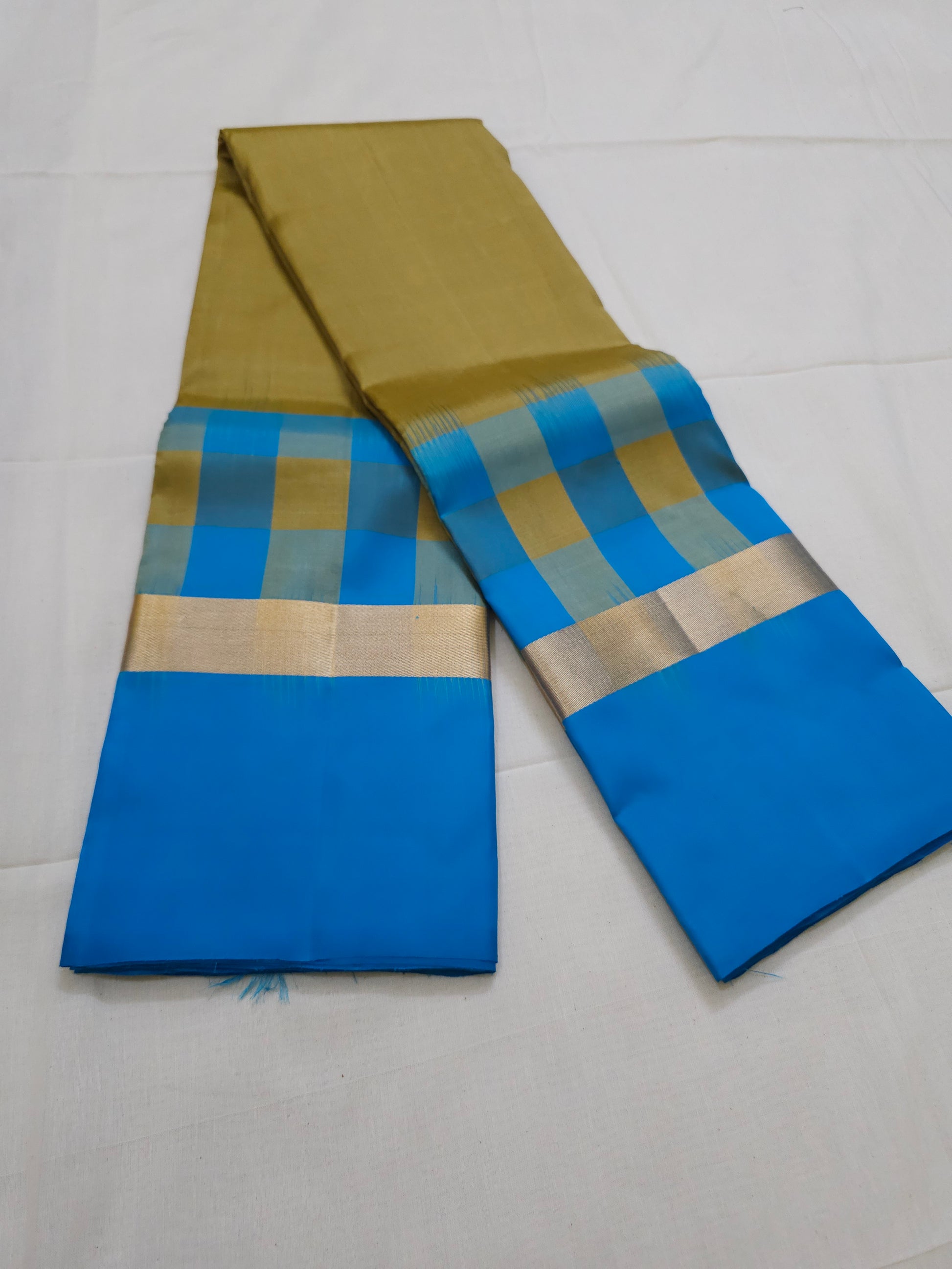 A15- Sky blue and mustard checks single gatti jari - Majos