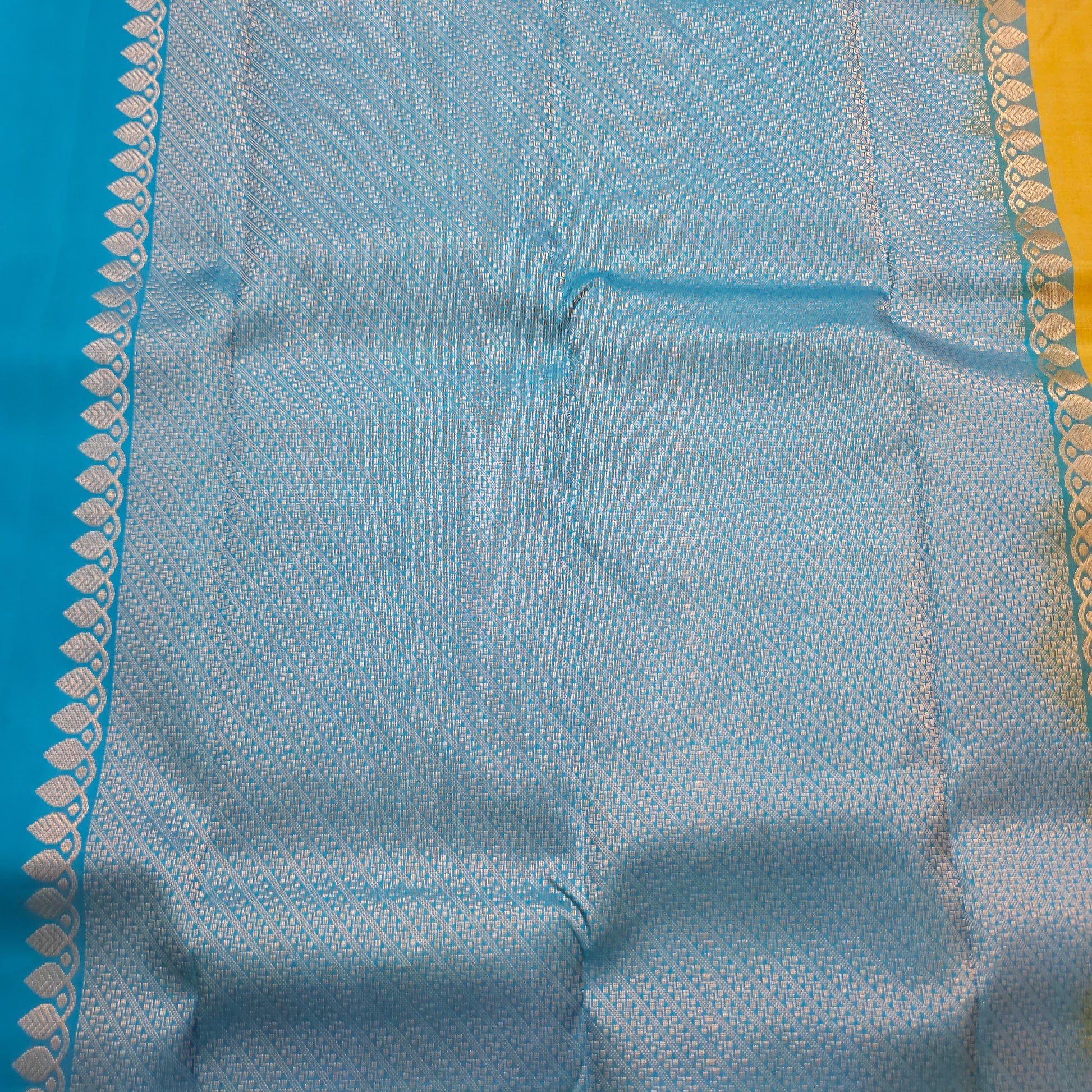A15- Sky blue and mustard checks single gatti jari - Majos