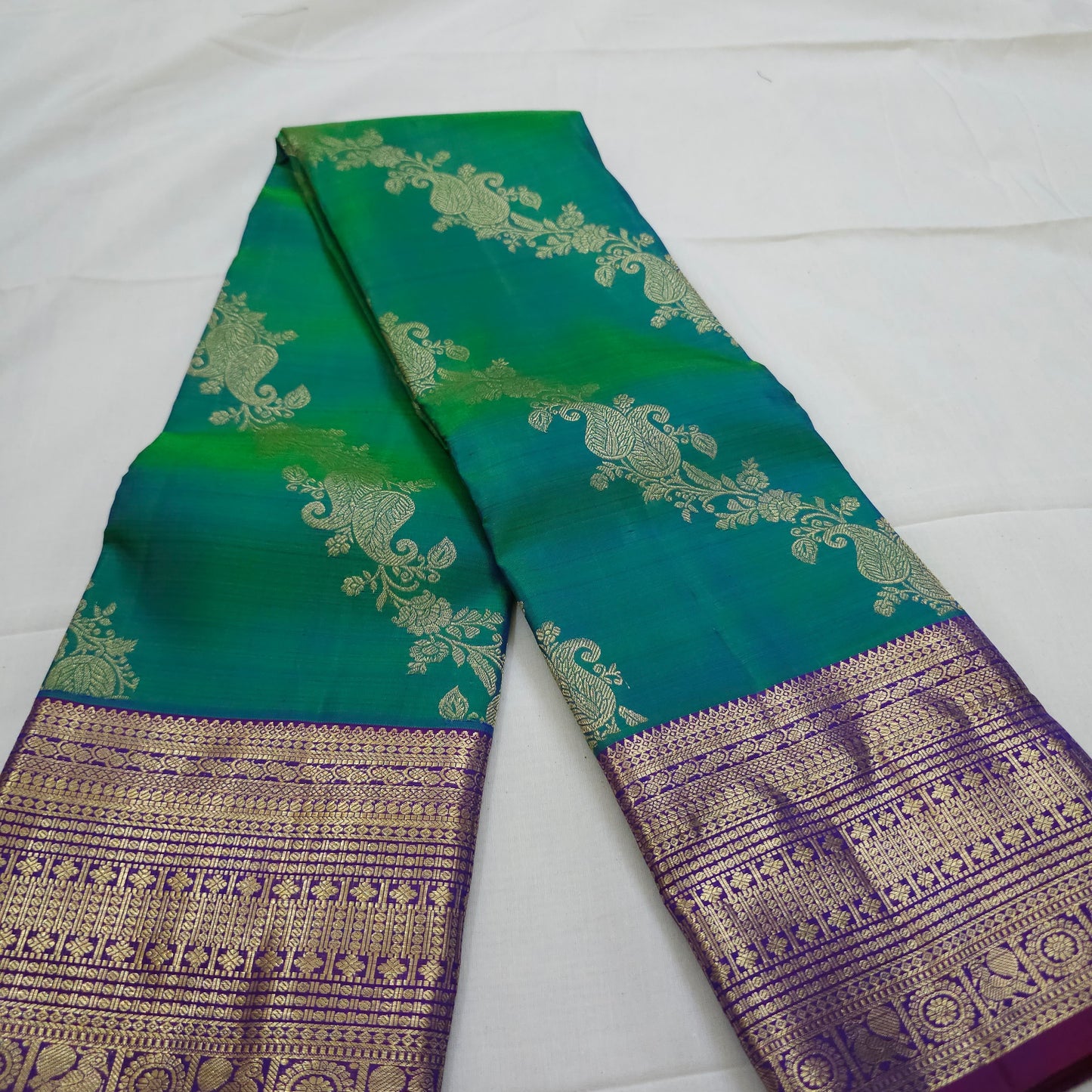 A17- Green and violet bridal kodi body saree - Majos