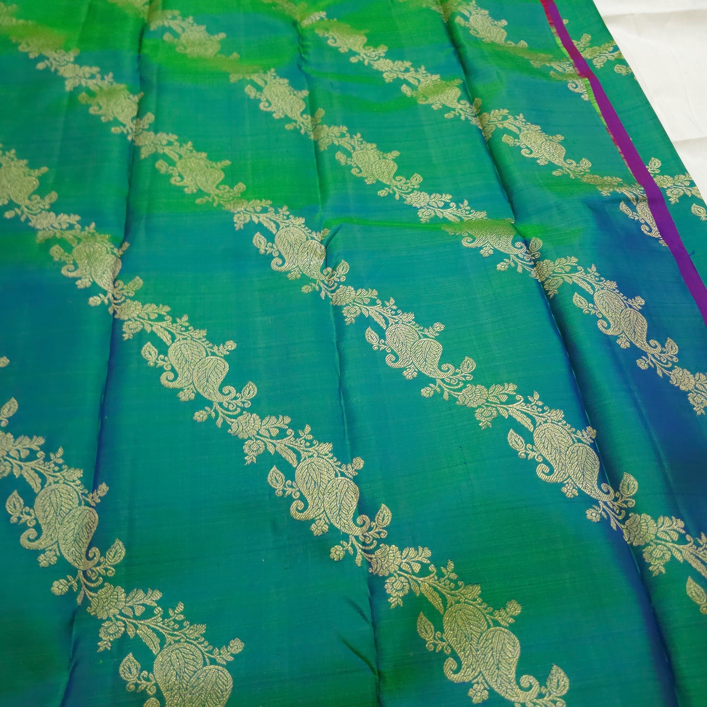 A17- Green and violet bridal kodi body saree - Majos