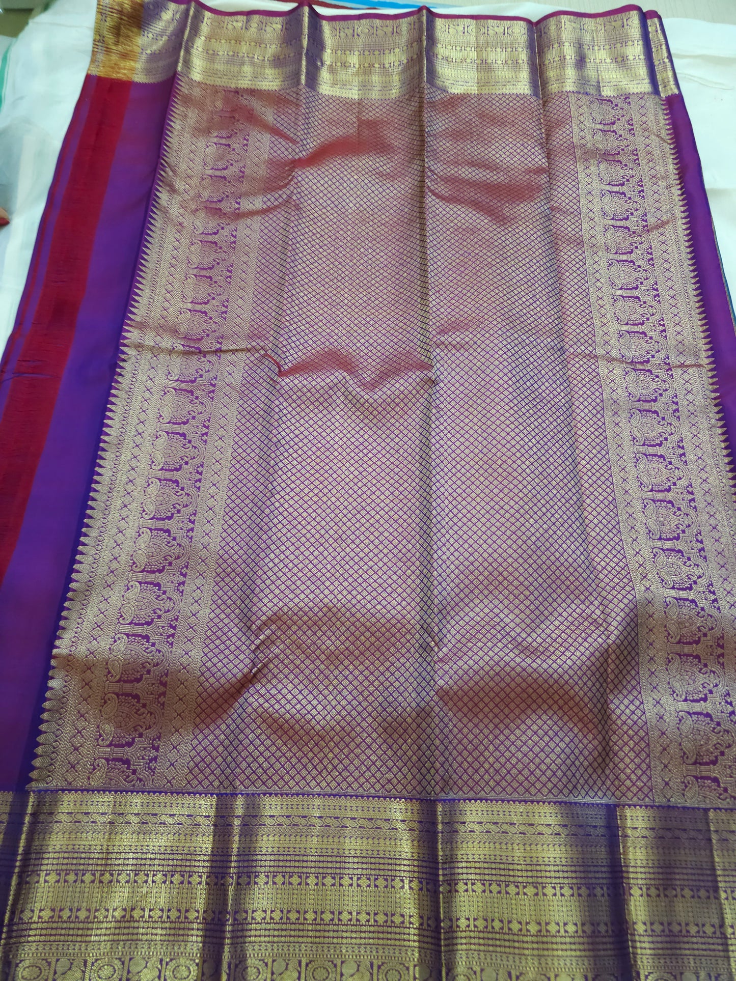 A17- Green and violet bridal kodi body saree - Majos